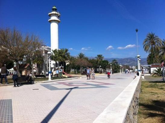 Apartamento Maranon Torre Del Mar Exterior foto